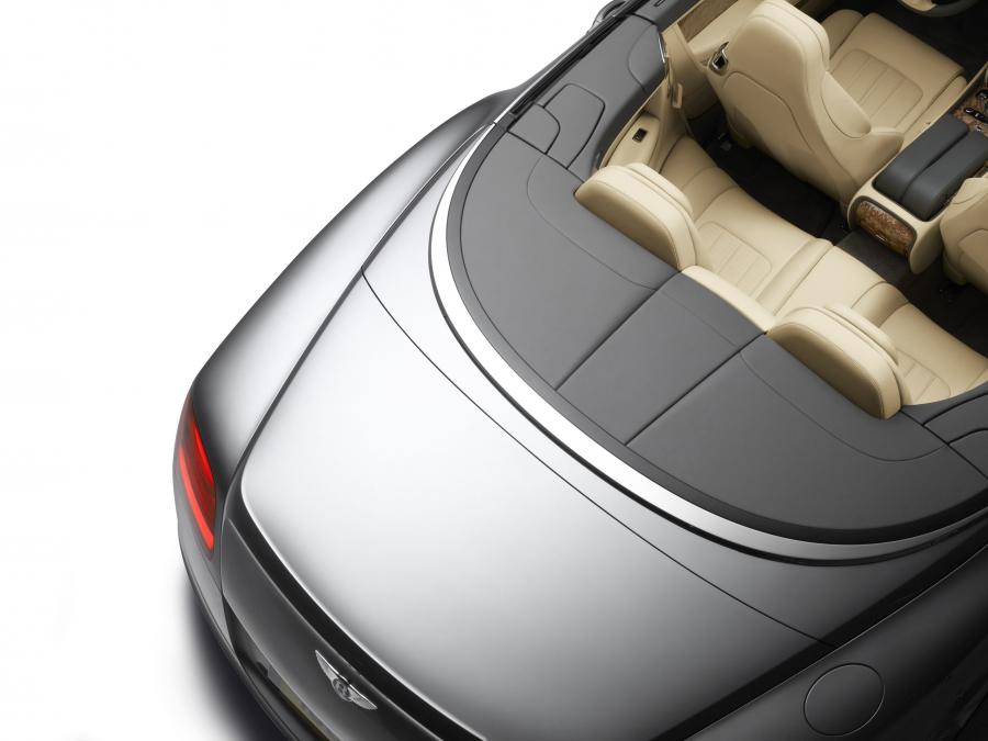  Bentley Continental GTC 2011 года  (фото 126 из 167)